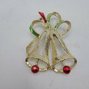 Gerrys Signed Vintage Gold Tone Christmas Bell With Enamel Bow‎ Brooch Pin J7